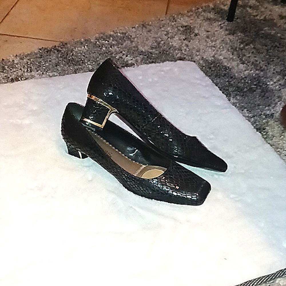 Shoes, J Renee,  size 11, Black